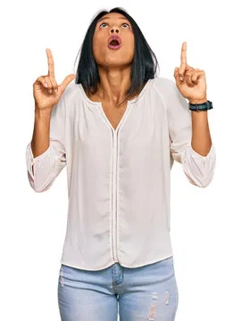 趋势回放与标注示意